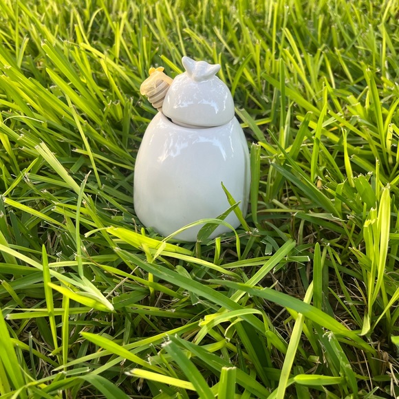 Rae Dunn Honey Comb with Decorative Honey Dipper - Picture 3 of 5